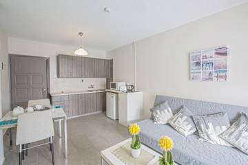 Resort per 3 Persone in Ayia Napa, Sud di Cipro, Foto 2