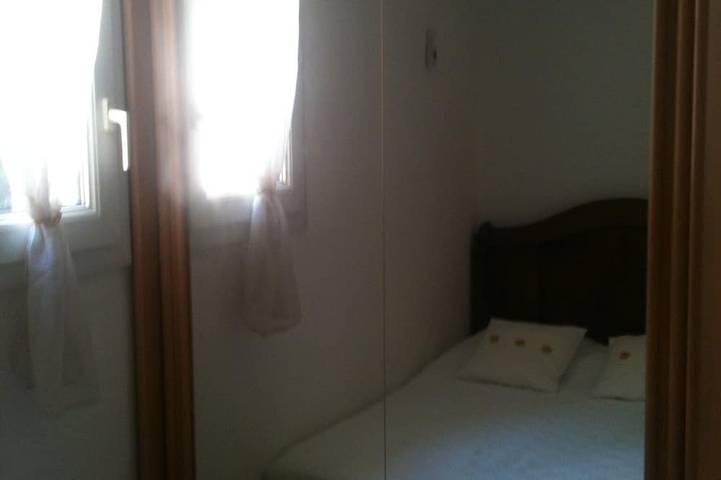 Location de vacances pour 6 personnes, avec jardin ainsi que piscine et terrasse à Eyguières - 2