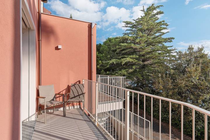 Ferienwohnung für 6 Personen, mit Garten in Riviera di Ponente