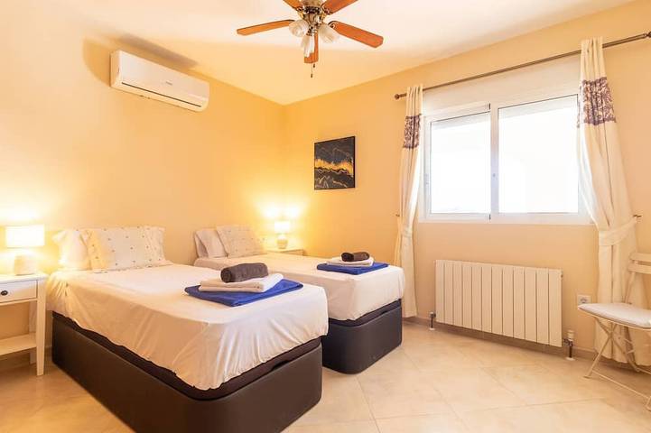 Casa Julia spacious villa with large private pool in Busot, Costa Blanca