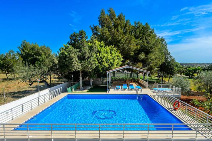 Villa pour 7 personnes, avec Jardin