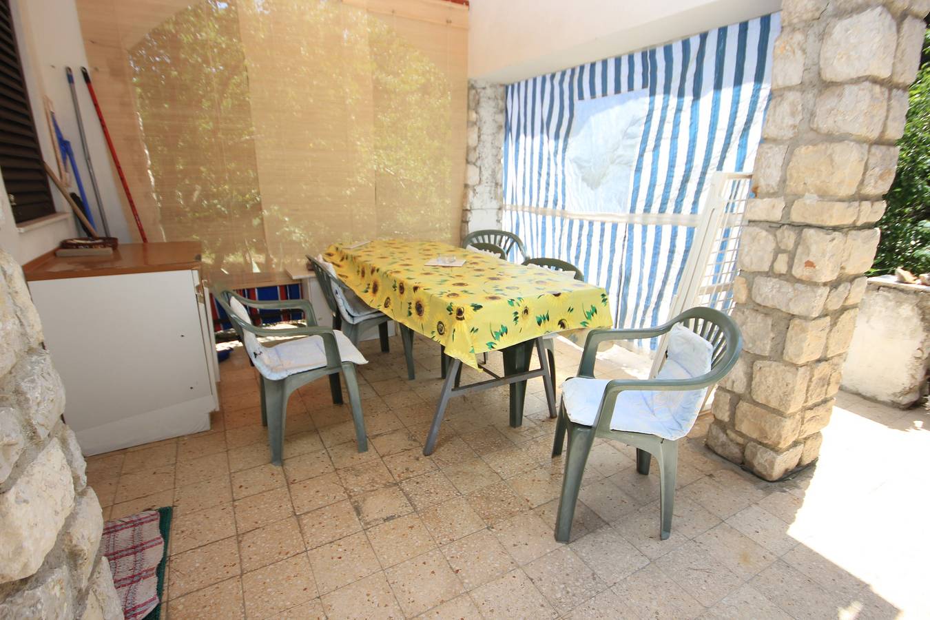 Dwupokojowy dom z tarasem Artatore, Losinj K-7937 in Mali Lošinj, Aratore