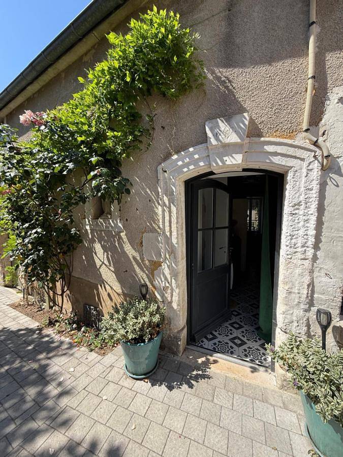 Location de vacances pour 7 personnes, avec jardin et vue, animaux acceptés à Ouanne