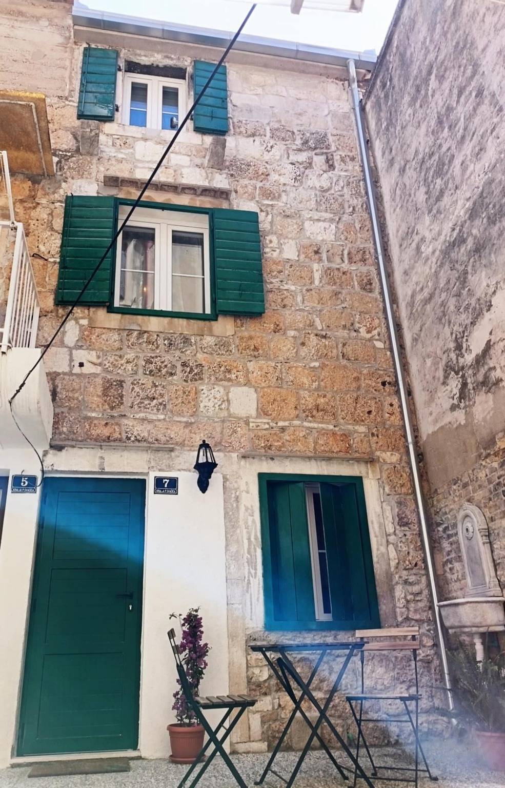Room with terrace Komiža, Vis S-24523-b in Komiza, Split-Dalmatia