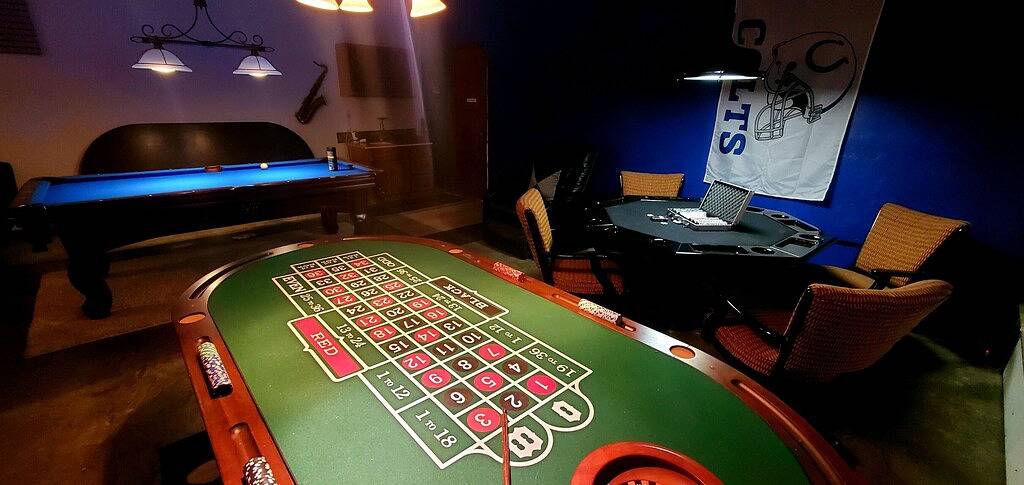 5 Br, beheizter Innenpool, Whirlpool, Sauna in Monroe County (IN)