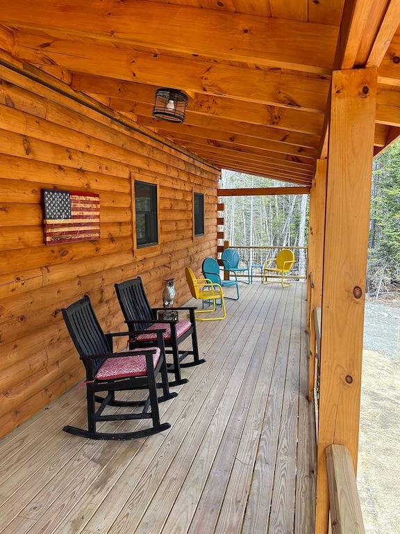 Log cabin for 6 people, with garden in New Hampshire