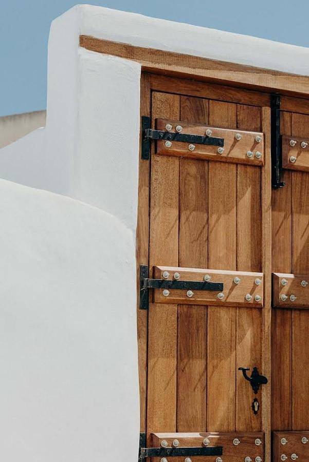 Location de vacances pour 5 personnes, avec vue ainsi que piscine et jardin à Megalochori - 4