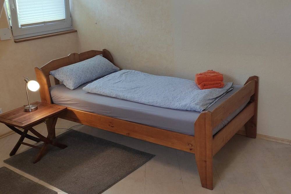 Ganze Wohnung, Freundliche und ruhige Gast-und Ferienwohnung Jäger. 3 Schlafzimmer in Alfdorf, Rems-Murr-Kreis
