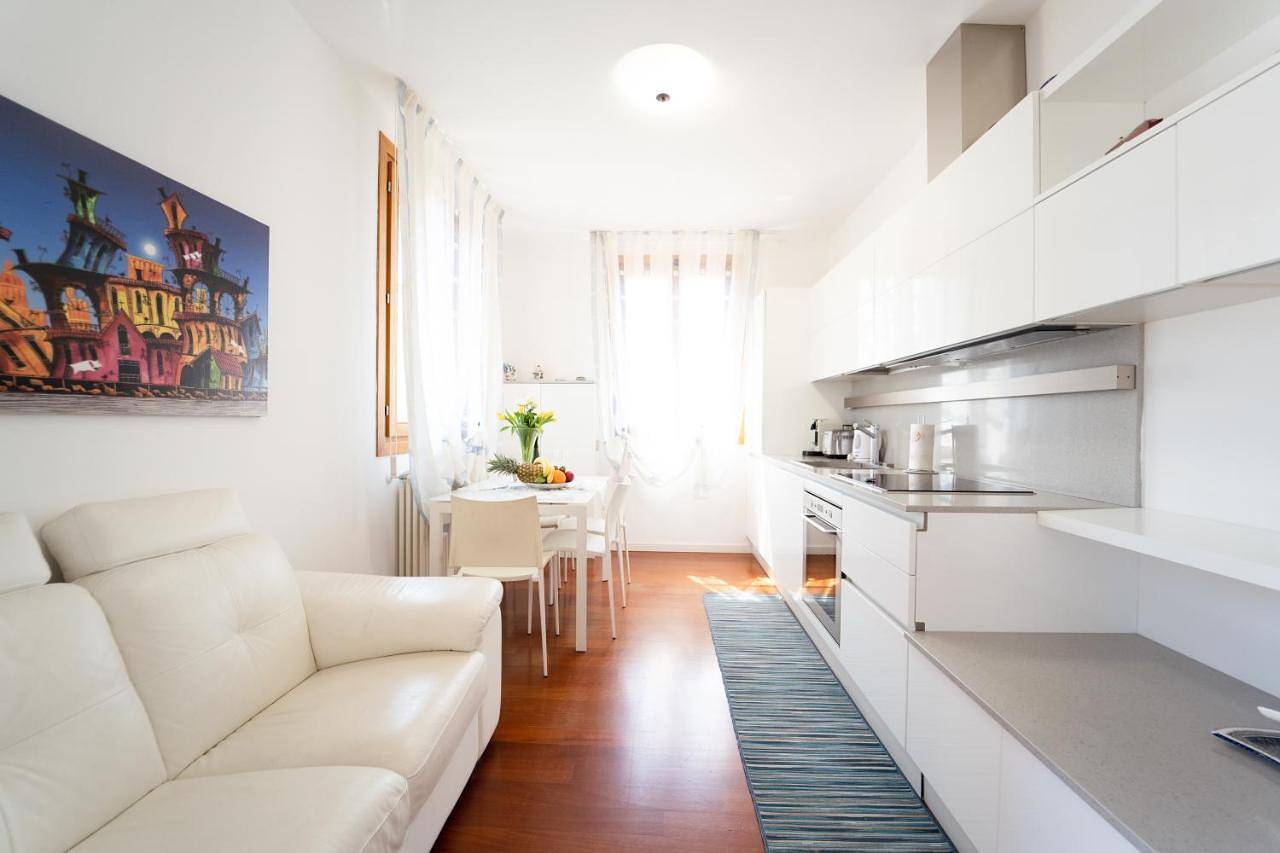 Ganze Wohnung, Casa Elti - Shanti and Jay apartments in Lido di Venezia, Venedig