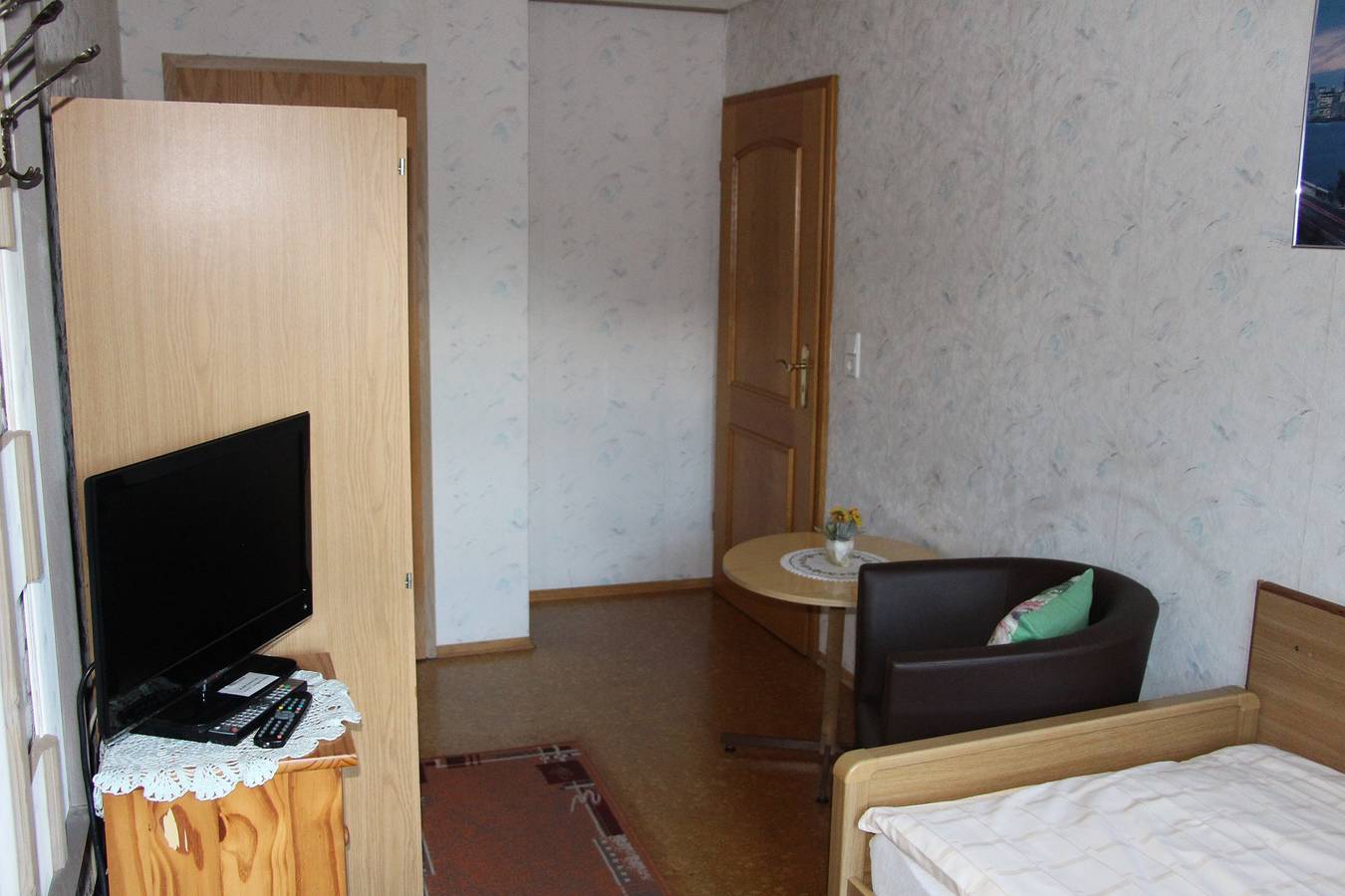 Landgasthof "Zur Tenne" - Einzelzimmer mit Dusche / Wc, Fernseher und kostenlosem Wlan in Feuchtwangen, Romantische Straße