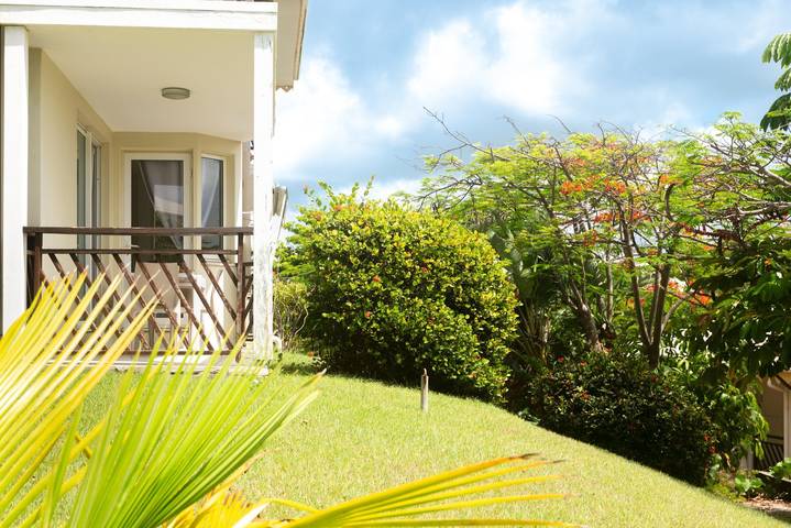 Gîte pour 4 personnes, avec piscine et terrasse, animaux acceptés à Saint-François - 2
