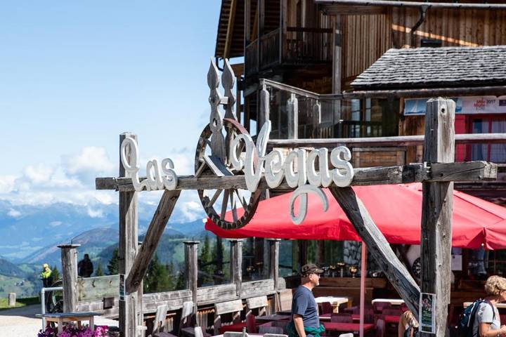 Gîte pour 4 personnes, avec terrasse ainsi que vue et sauna dans Dolomites - 2