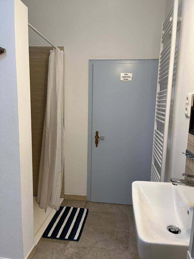Ganze Wohnung, Three-Bedroom Apartment in Tiefenbach, Ostbayern