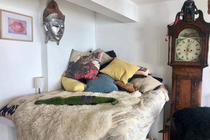 Gîte pour 2 personnes, avec balcon et piscine à Hastings - 4