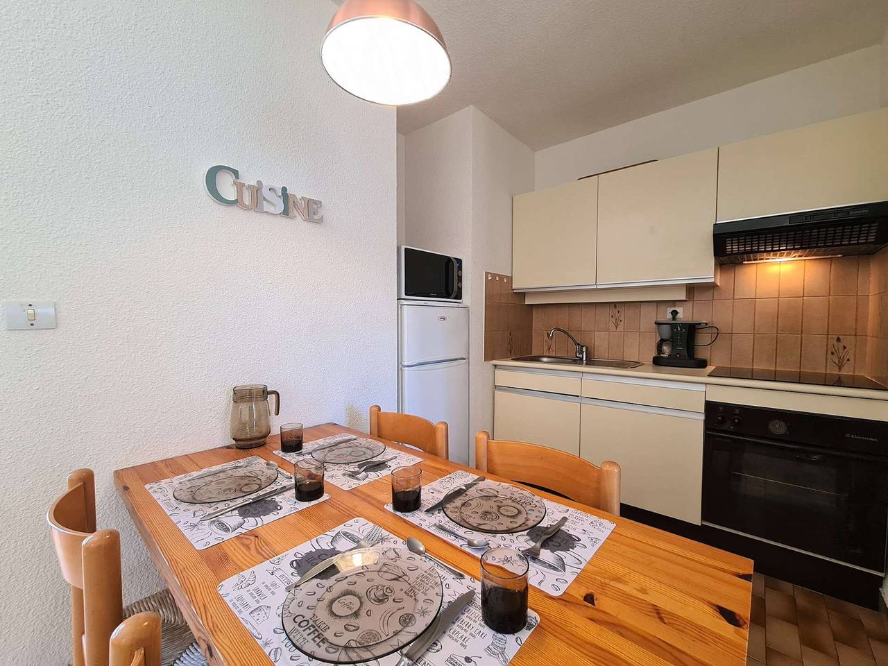 Appartement entier, Appartement cosy avec piscine, tennis et parking privé - Cap d'Agde in Cap d'Agde, Agde