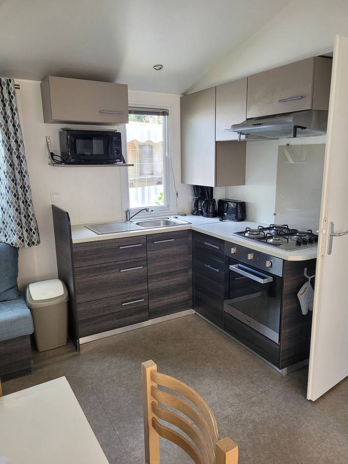 Camping pour 8 personnes, avec balcon/terrasse à Les Mathes - 3