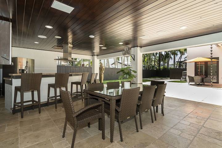 Vacation rental for 12 people, with balcony in Cutler Bay