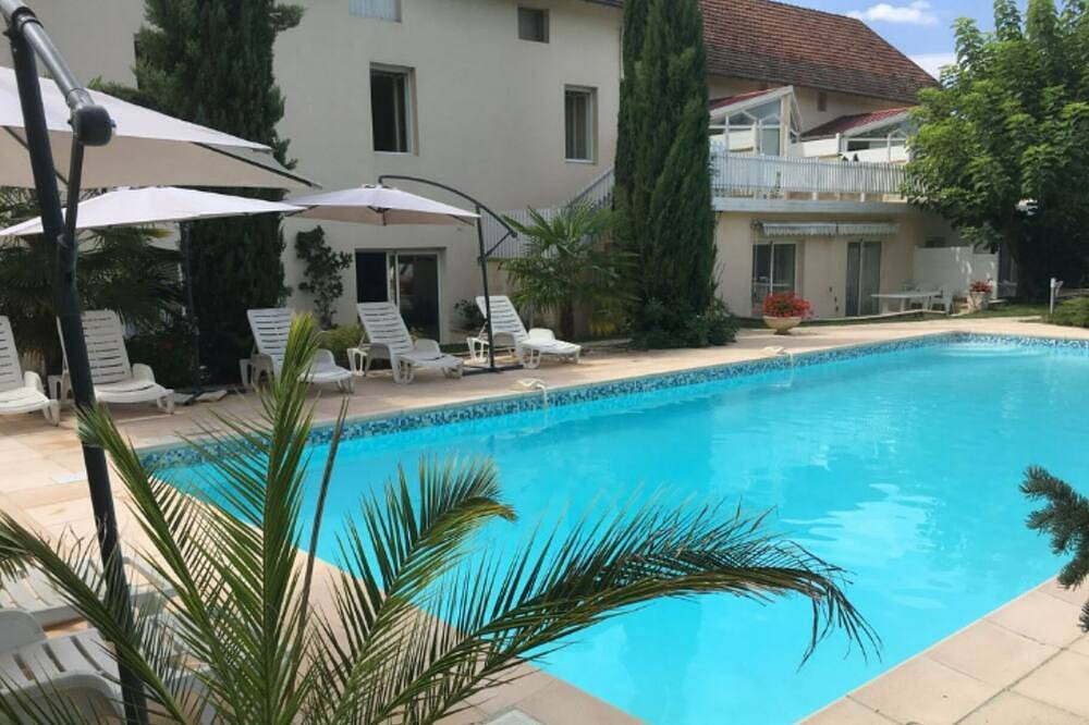 Apartamento entero, Loue Agréable T4 de 120 m2 Avec Piscine Pour 6/8 p in Souillac, Lot