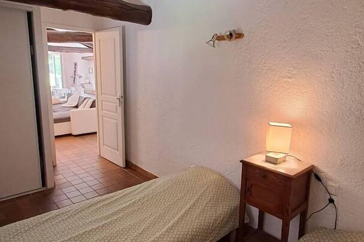 Location de vacances pour 4 personnes, avec piscine et jardin, animaux acceptés dans Saint-Salvy-de-la-Balme - 3