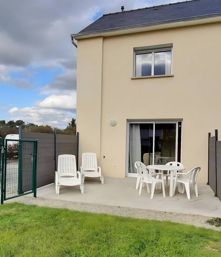 Location de vacances pour 2 personnes, avec jardin à Néant-sur-Yvel