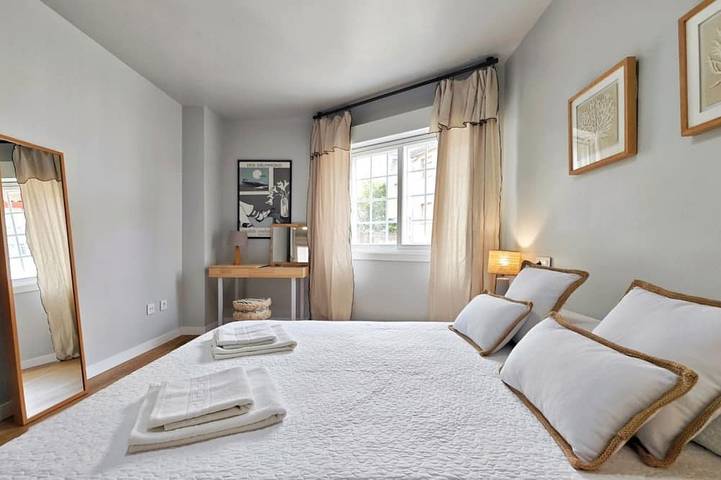 Entire apartment, Desconectaengalicia Arenal 150m beach Baltar in Portonovo, Sanxenxo