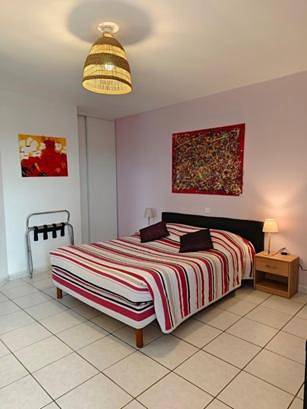 Hôtel pour 2 personnes, avec jardin et vue à Aujargues - 3