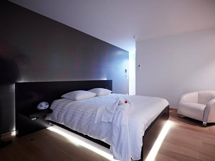 Chambre d’hôte pour 2 personnes, avec jardin et sauna ainsi que jacuzzi et piscine, animaux acceptés dans Flandre-Occidentale - 2