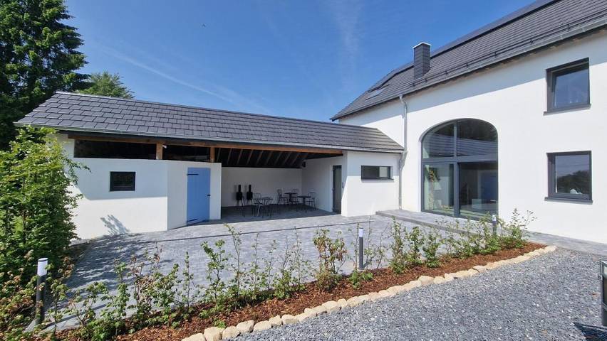 Location de vacances pour 2 personnes, avec Terrasse ainsi que Sauna et Vue à Rocherath