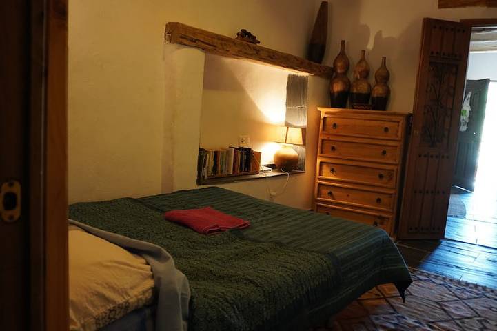 Unique cottage for 2 retreat with pool in Sierra Nevada National Park Alpujarras in Busquístar, Alpujarras
