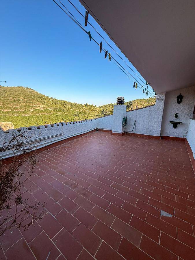 Casa rural para 6 personas, con Terraza además de Piscina y Vistas en Alfara (Tarragona) - 2