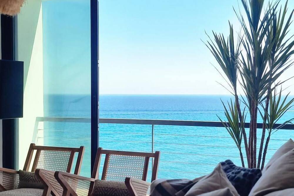 Appartamento intero, The View - Due Camere da Letto Appartamento, Ospiti Massimo 4 in Nerja Centre, Nerja