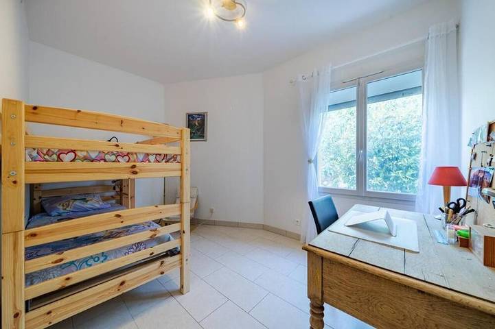 Location de vacances pour 6 personnes, avec Jardin à Carros - 3