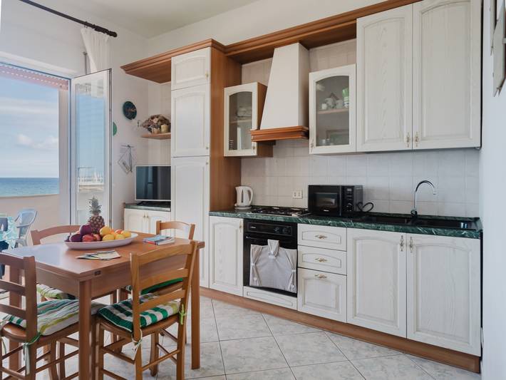 Ganze Wohnung, Atemberaubende Wohnung mit Meerblick auf Sardinien in Scogliolungo, Porto Torres