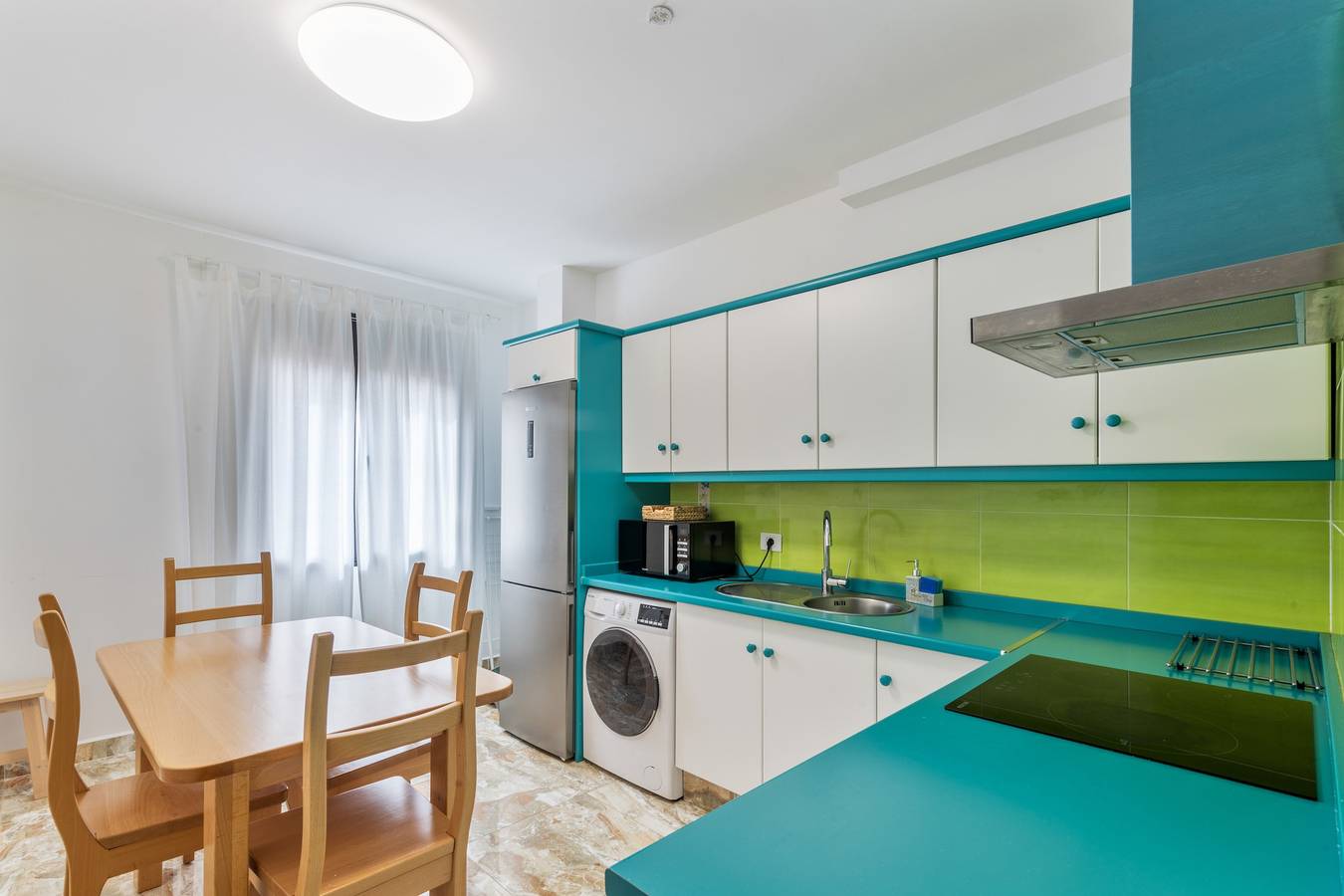 Apartamento entero, Apartamento 'Lujan 6f Entre Sueños Y Realidad' con vistas al mar, Wi-Fi y aire acondicionado in San Juan de Puntallana, La Palma Norte