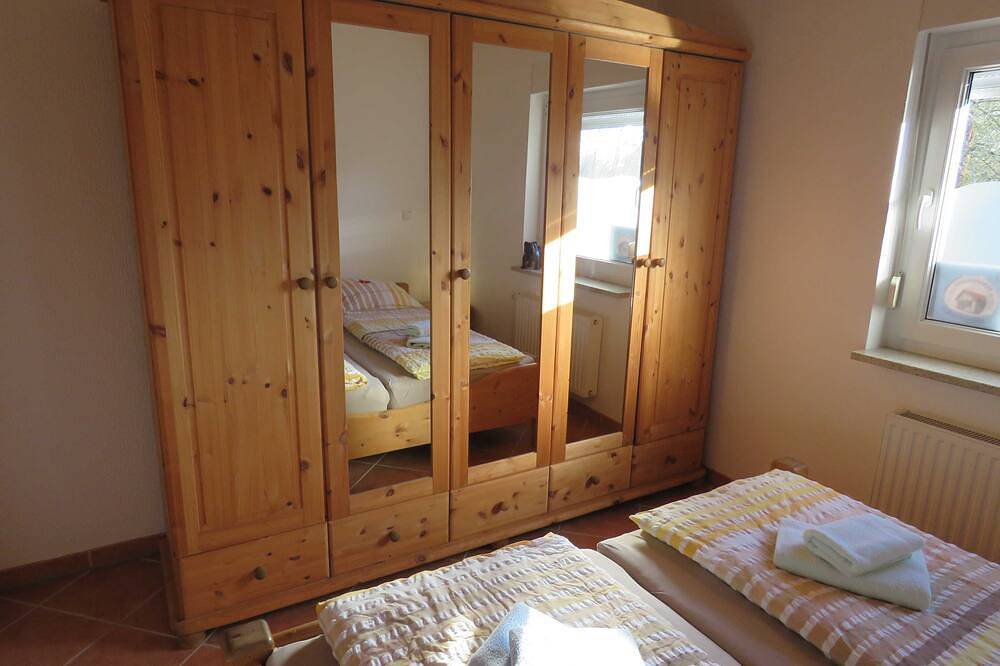 Ferienhaus 319 Kogge 60qm bis 6 Personen mit Haustier - Ferienhaus Kogge im in Hollern-Twielenfleth, Altes Land Stade
