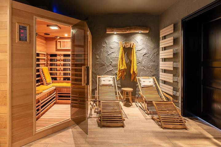 Ferienwohnung für 6 Personen, mit Sauna und Garten sowie Whirlpool in Neuheilenbach