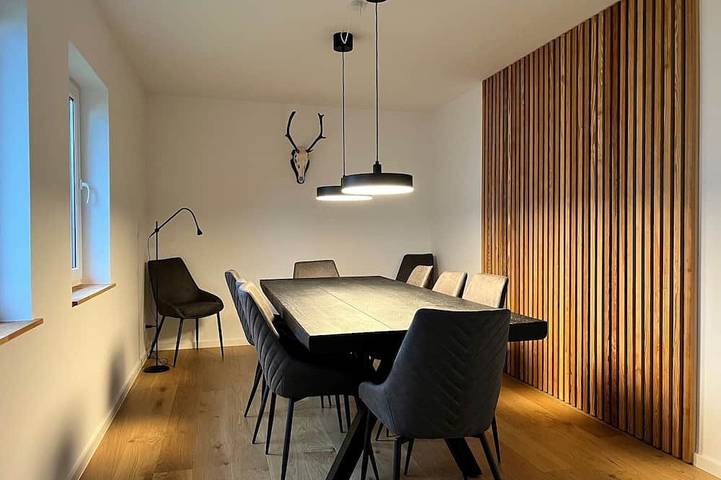 Ferienhaus für 8 Personen, mit Balkon und Garten sowie Sauna