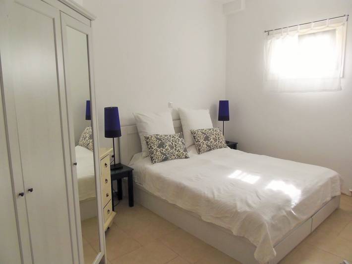 Location de vacances pour 6 personnes, avec jardin et vue sur l’océan dans Syros - 3