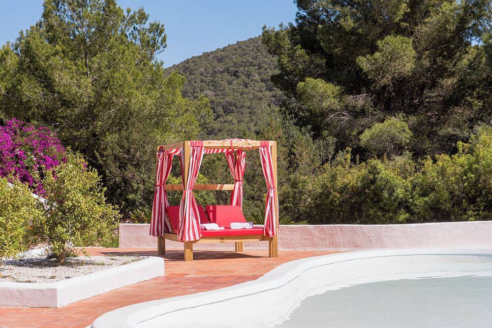 Faena Villa Ibiza•Ultra-Private 17,000M² Villa•5 min from Pacha Club •Sea Views in Santa Eulària des Riu, Ibiza Este