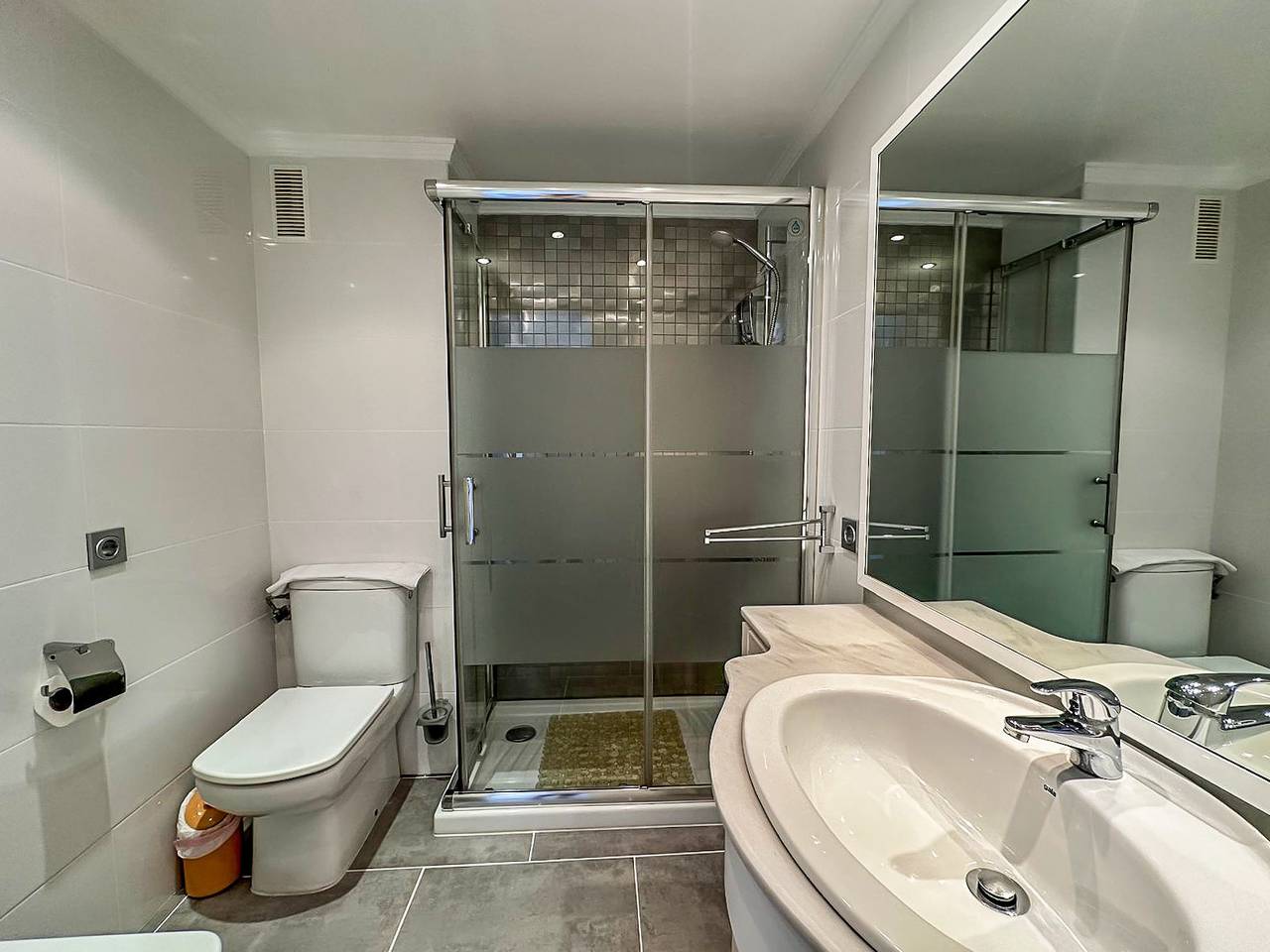 Apartamento entero, Casa Hugo - La Carihuela in La Carihuela, Torremolinos