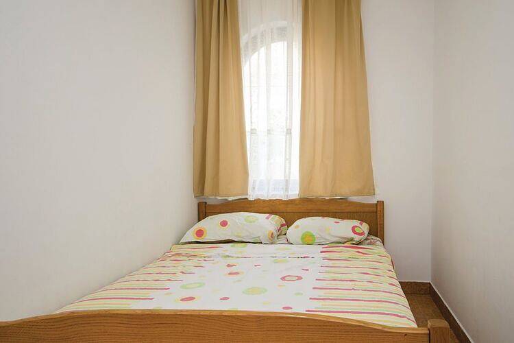 Geheel appartement, Apartments Čiovo - Two Bedroom Apartment with Terrace (A5) in Okrug Gornji, Čiovo