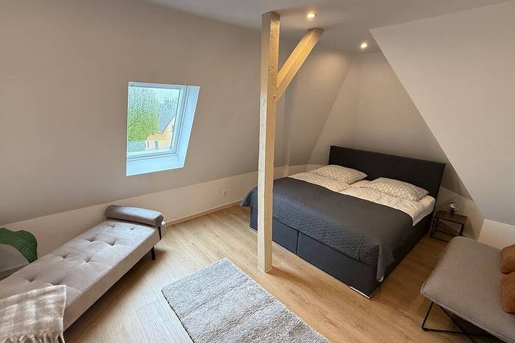 Ganze Wohnung, Stilvolle Ferienwohnung zum Wohlfühlen Clara Angermann in Stützengrün, Erzgebirge