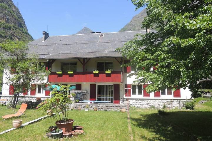 Gîte pour 8 personnes, avec Balcon et Jardin à Gèdre