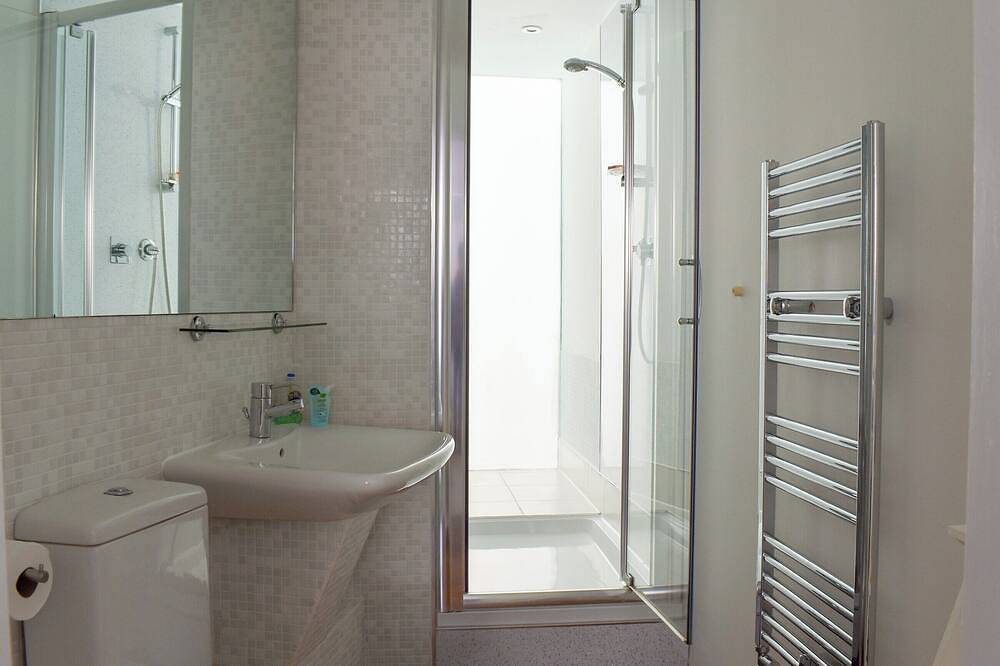 2 bedroom accommodation in Westward Ho! in Westward Ho, Hartland Devon Heritage Coast