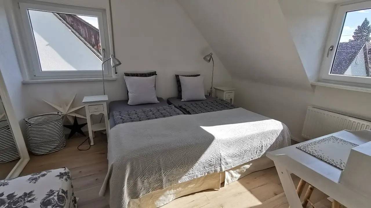 Ganze Ferienwohnung, Ferienwohnung für 2 Personen (50 m²) in Friedrichshafen in Friedrichshafen, Region Bodensee-Oberschwaben