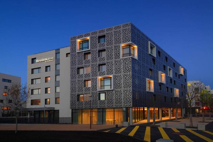 Hôtel pour 2 personnes, avec Terrasse et Jardin ainsi que Piscine et Sauna