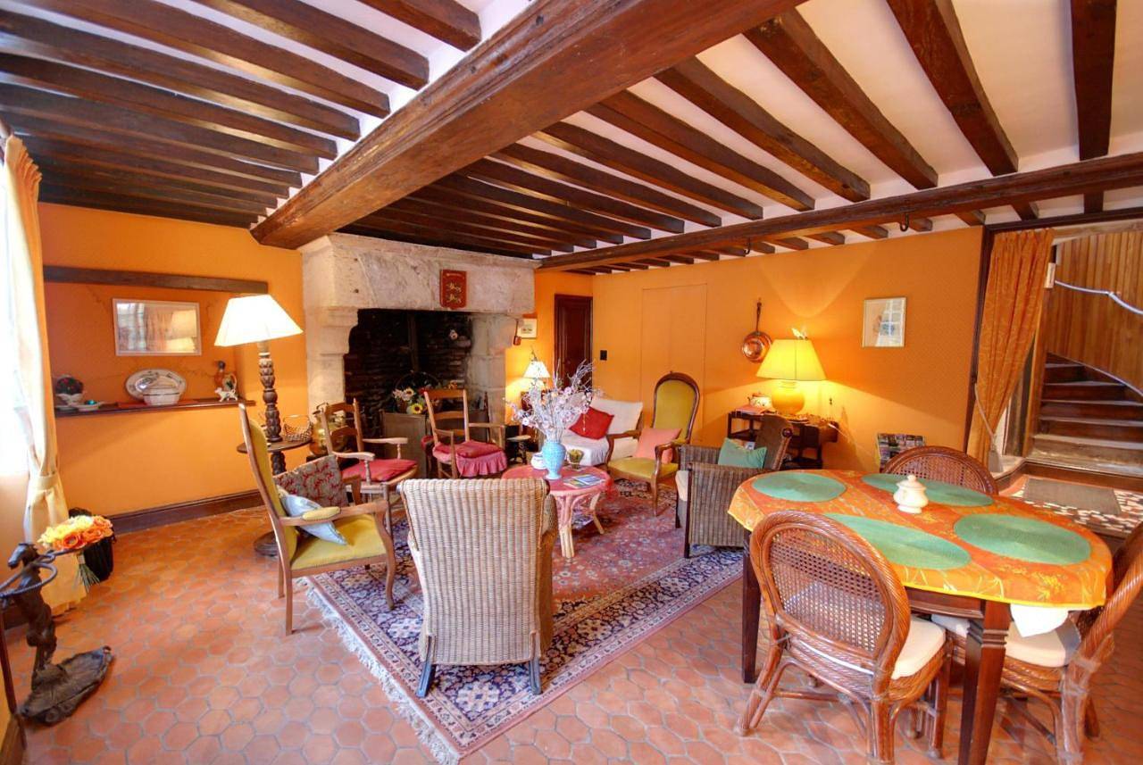 Two-Bedroom Suite in Saint-Benoît-de-l'Aure, Région de Bayeux