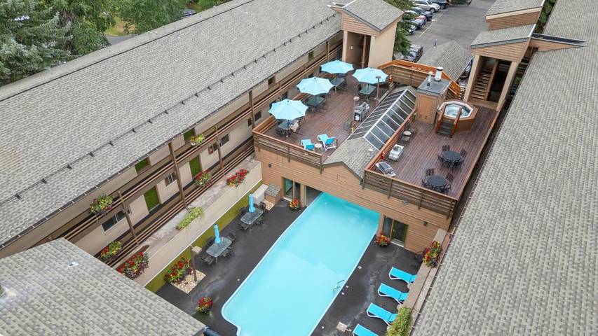 Vakantiehuis voor 4 personen, with terras and sauna as well as whirlpool and zwembad in Vail
