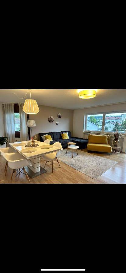 Ferienwohnung für 5 Personen, mit Balkon und Terrasse sowie Ausblick in Weingarten - 2
