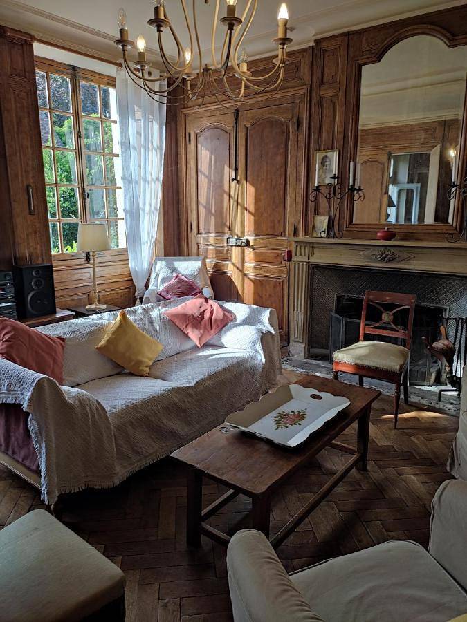 Four-Bedroom House in Condé-sur-Huisne, Parc naturel régional du Perche